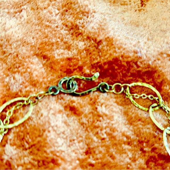 🤩 Stunning 🤩 Handcrafted semiprecious stone hematite/gold link necklace!! - Picture 4 of 6